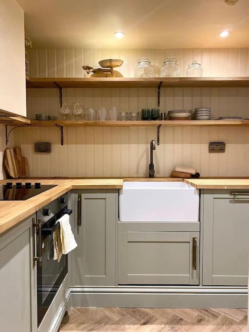Cosy Home Away From Home. Brighton Eksteriør billede